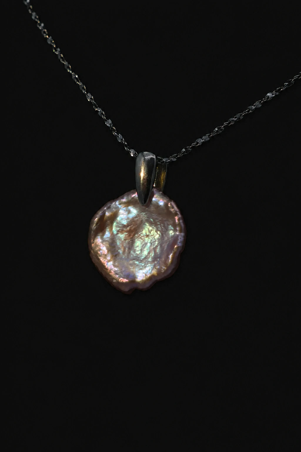 16.8mm Pink Freshwater Cultured Baroque Pearl Pendant Necklace - AAA Quality