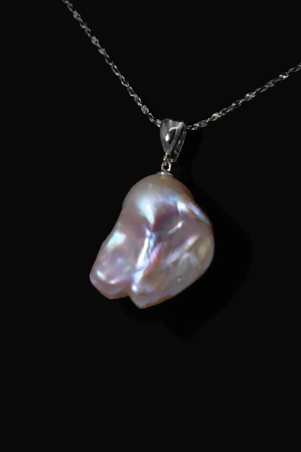10.5-11mm Pink Freshwater Cultured Baroque Pearl Pendant Necklace - AAAA Quality
