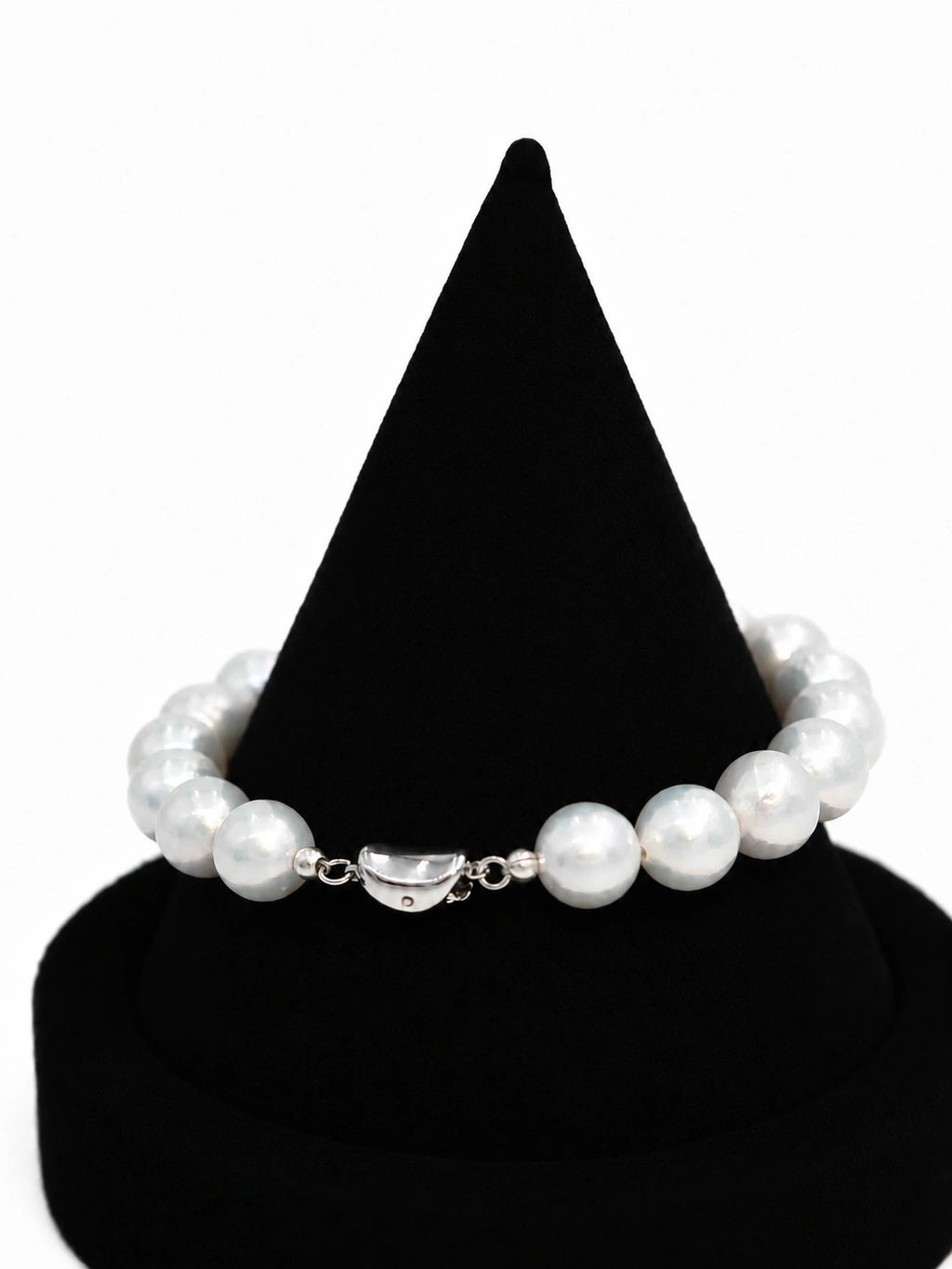 9-10mm White Freshwater Round Pearl Bracelet - AAA Quality
