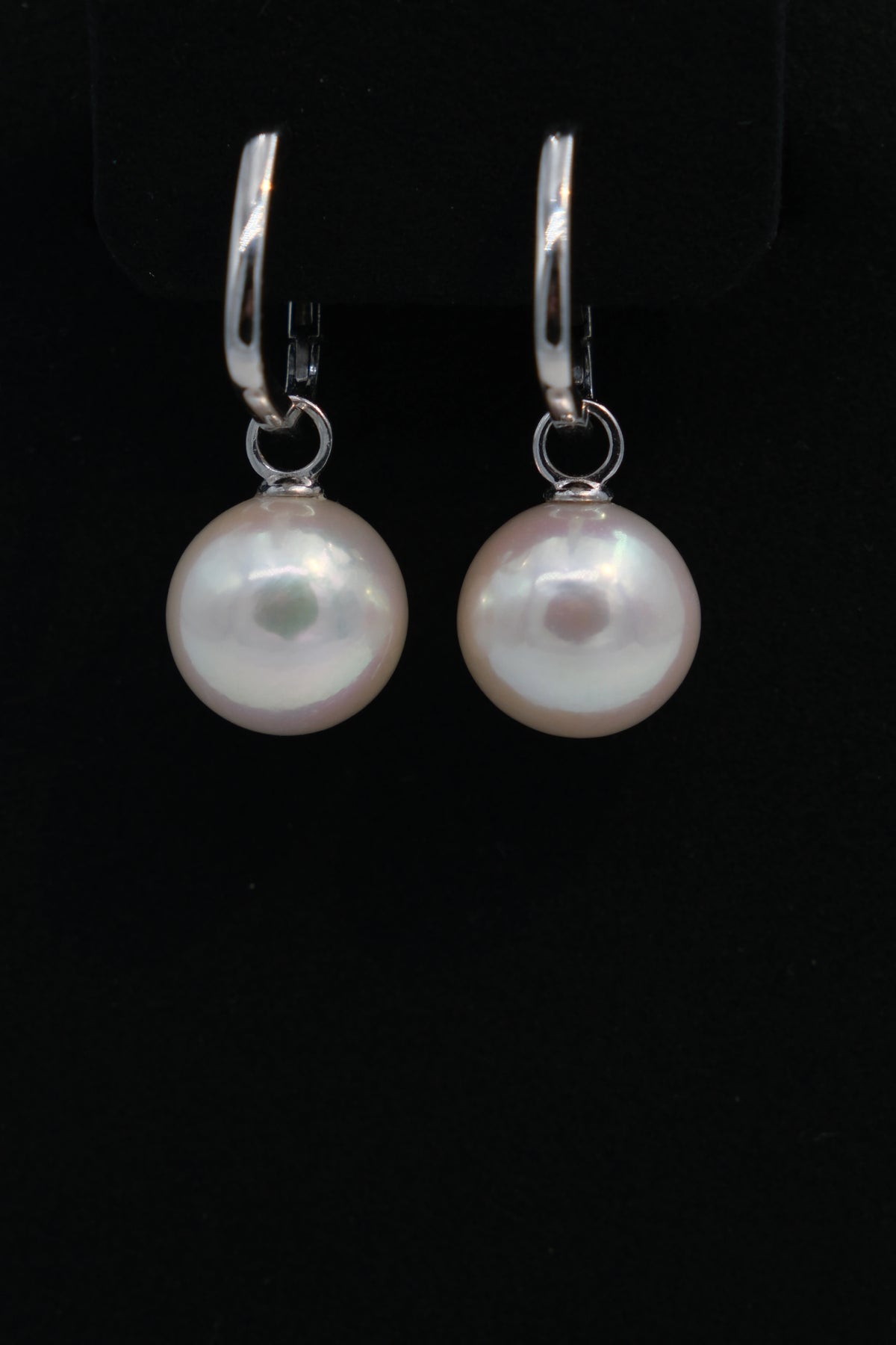 10-11mm White Freshwater Round Pearl Earring